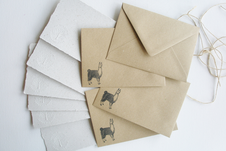 llama letter papers