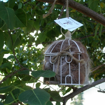 Bird Nester - Hang in garden for native birds, Llama Fibre - Eco Friendly, Gardener Gift, Nature Lover Gift, Garden Decor, Birdwatcher Gift