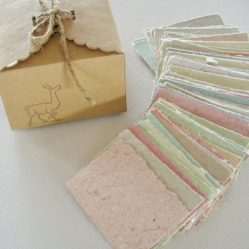 Little Box of Llama Love.  Message Paper for Mum, Love Note Paper - 120 Tiny Sheets of Handmade Recycled Paper with Llama Fibre.