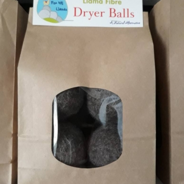 Dryer Balls, pack of 4 Llama Fibre, Large, Fabric Softener Alternative, Environmentally friendly laundry, clothes drying solution.