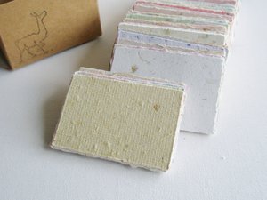 Lunch Box Notes. Love Notes. Message Paper for Mum in Box. Hand made Recycled Paper. 120 Small Hand Torn Pieces for Messages. Obento