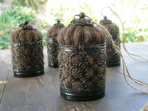 Black Bird Nester with Llama wool for nesting birds. Garden gift for gardener who loves wild birds visiting for birdbath, feeder, birdhouse