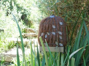 Narrow Bird Nester for Wall. Bird Nesting Llama Fibre Gift for Garden. Housewarming or Backyard Nature Gift Idea. Eco home gardener