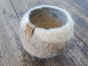 Fuzzy Llama Fibre Pod
