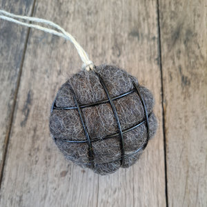 Bird Nester in Gift Box for Garden. Llama Nest Building Material for nature lover and backyard birds. Mothers Day Gift