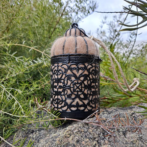 Llama fibre bird nest starter. Home maker garden gift with natural nest building material for wild birds. Outdoor Gift for Dads