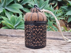 Llama fibre bird nest starter. Home maker garden gift with natural nest building material for wild birds. Outdoor Gift for Dads