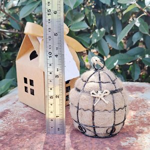 Real Estate agent, neighbor or landlord gift: Small Bird Nester for new home owner or tenant with native garden.