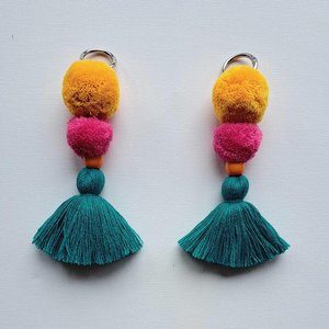 Llama Alpaca Clip on Accessories, Tassel set for halter