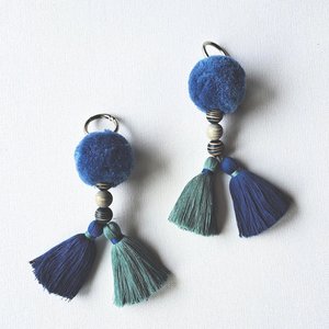 Blue Llama / Alpaca Halter Tassels