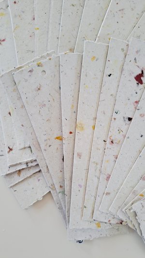 Bookmarks - Handmade recycled paper in gift box - Mixed neutral tones with flower petals and botanicals
