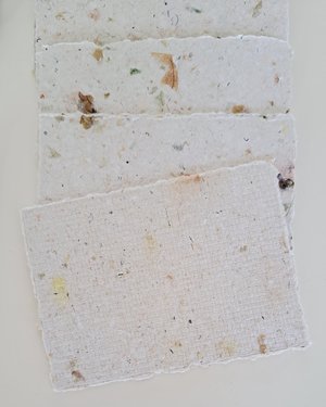 MINI Handmade Recycled Paper stationery set with botanicals - Gift Boxed