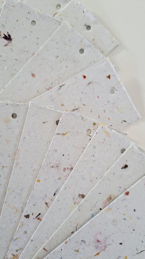 Bookmarks - Handmade recycled paper in gift box - Mixed neutral tones with flower petals and botanicals