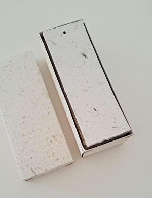 Bookmarks - Handmade recycled paper in gift box - Mixed neutral tones with flower petals and botanicals