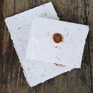 Stationery Set. Gift boxed handmade recycled paper writing sheets and envelopes with wax seals. 10 sheets, 5 envelopes, wax seals