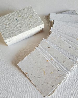 40 x Handmade recycled paper place cards for stamping or calligraphy, 4 x 2.5 Inch pieces in gift box