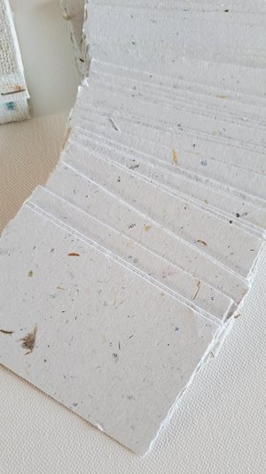 40 x Handmade paper place cards for stamping or calligraphy, 4 x 2.5 Inch Recycled Paper Pieces in gift box