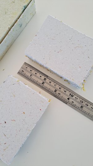 50 Pieces of thick handmade recycled card 4x3 Inch in Gift Box. Cream in colour, deckle and rough torn edges with saffron flecks