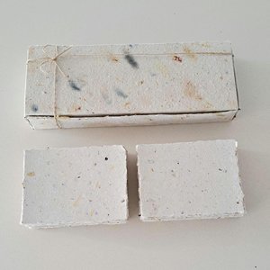 50 Pieces of thick handmade recycled card 4x3 Inch in Gift Box. Cream in colour, deckle and rough torn edges