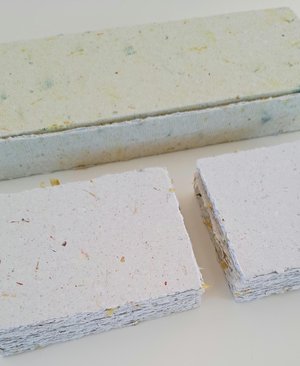 50 Pieces of thick handmade recycled card 4x3 Inch in Gift Box. Cream in colour, deckle and rough torn edges with saffron flecks