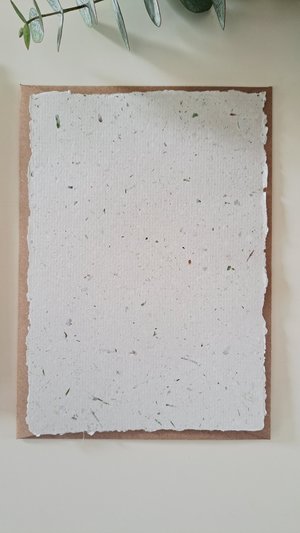5 x Hand made recycled Paper Sheets with lawn clippings / grass, 5 x plain brown recycled 5x7" envelopes