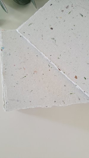 50 x Lawn Clipping Handmade note paper sheets, 4 x 3 Inch Recycled Paper Stationery Box for lawn mowing round