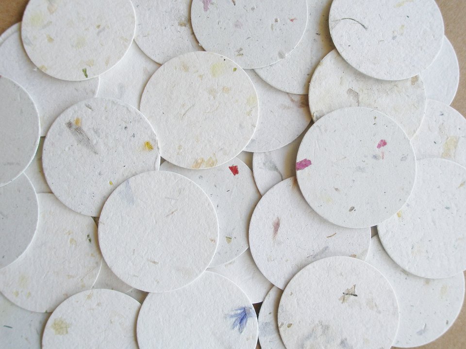 100 Small Circle Cut Outs - 3.5cm - Neutral Tones