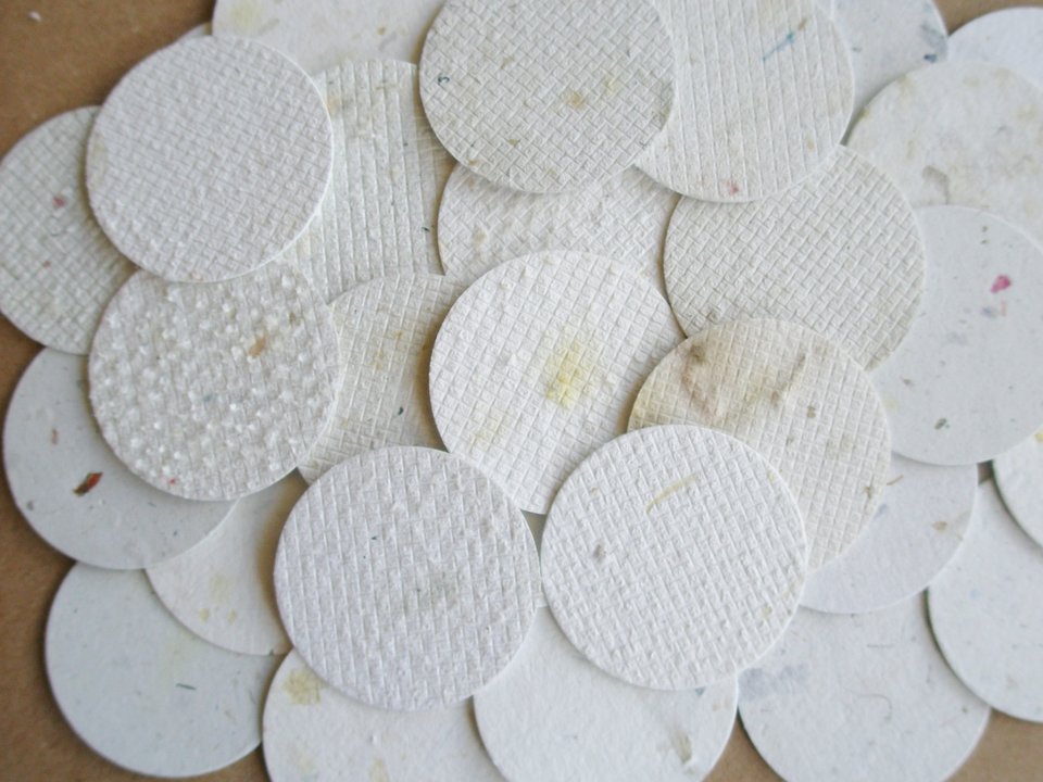 100 Small Circle Cut Outs - 3.5cm - Neutral Tones