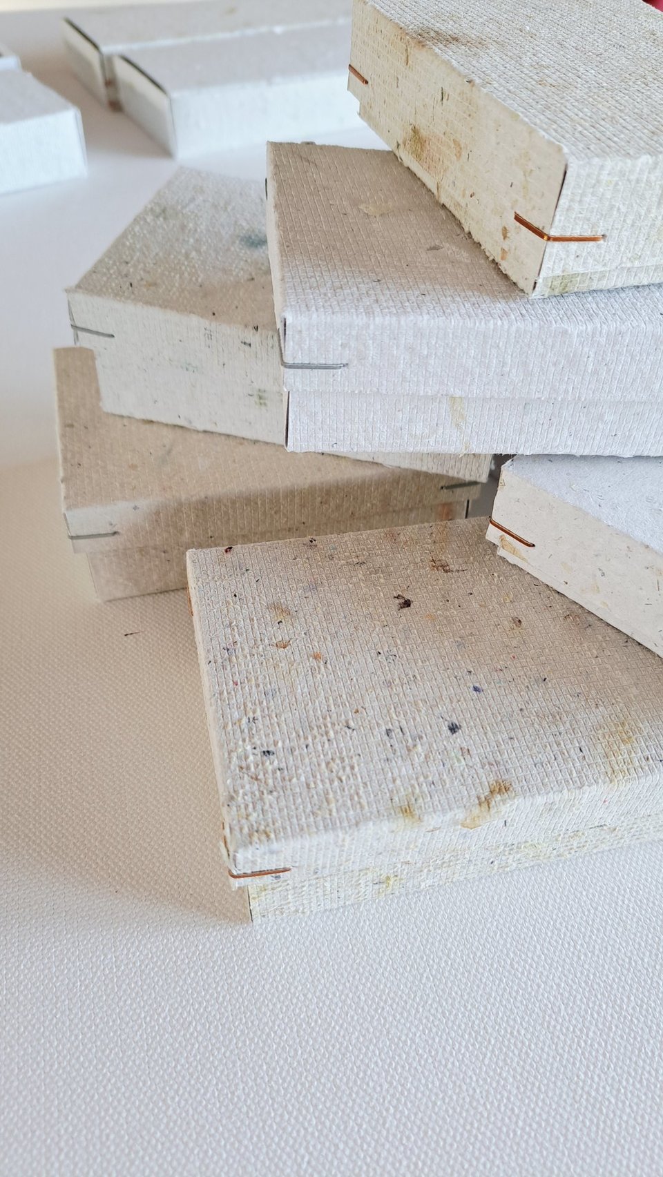 Corner Staples - Bronze