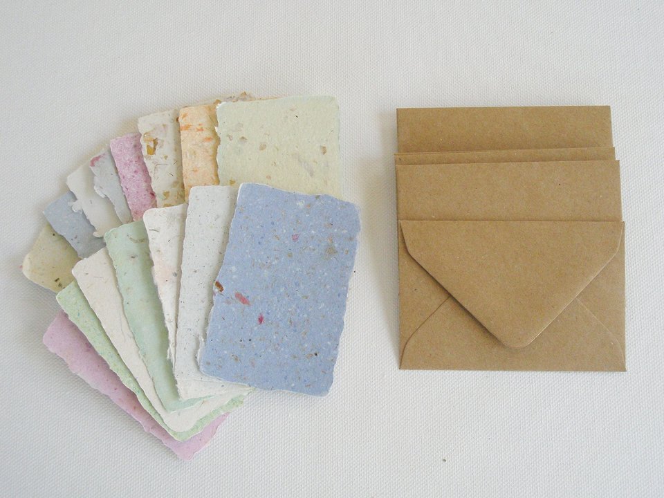 Hand made Cards with Envelopes, recycled Card Set, 20 Mini Gift Cards, Homemade Cards, Florist's card, Mini Blank Cards with Envelopes