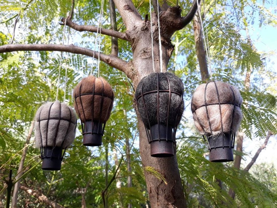 Hot Air Balloon Bird Nester. Outdoor home isolation Gift with Llama Fibre Nest Building Material. Children's homeschool nature activity