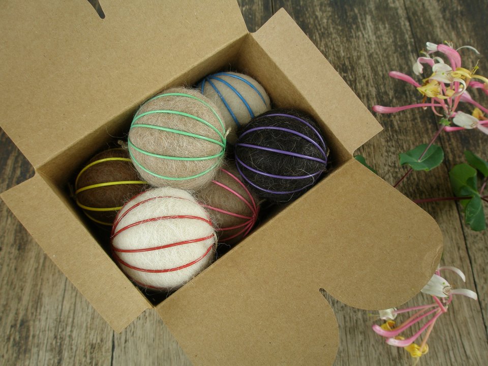 Box of 6 Bird Nesters, Llama Fibre. Bright Coloured baubles with nesting material for the birds in gift box. Eco friendly Decoration, Garden