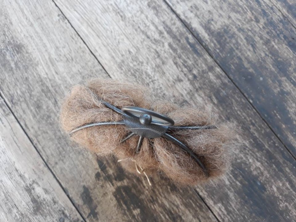Narrow Bird Nester for Wall, Bird Nesting Llama Fibre, Gift for Garden, Housewarming present, Backyard Gift Idea, Eco Gift for home gardener