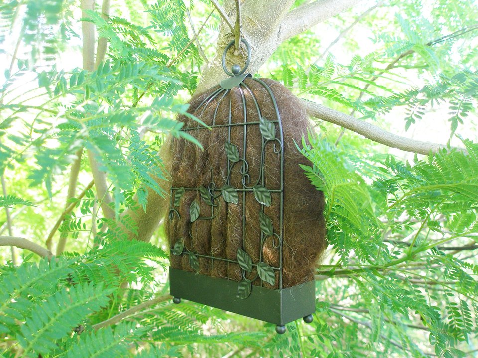 Narrow Bird Nester for Wall. Bird Nesting Llama Fibre Gift for Garden. Housewarming or Backyard Nature Gift Idea. Eco home gardener