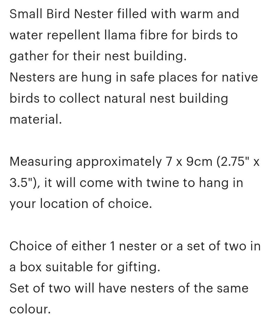 Small Bird Nester in gift box. Llama Fibre Nesting Material for gardeners and bird lovers. Backyard birdbath / feeder accessory