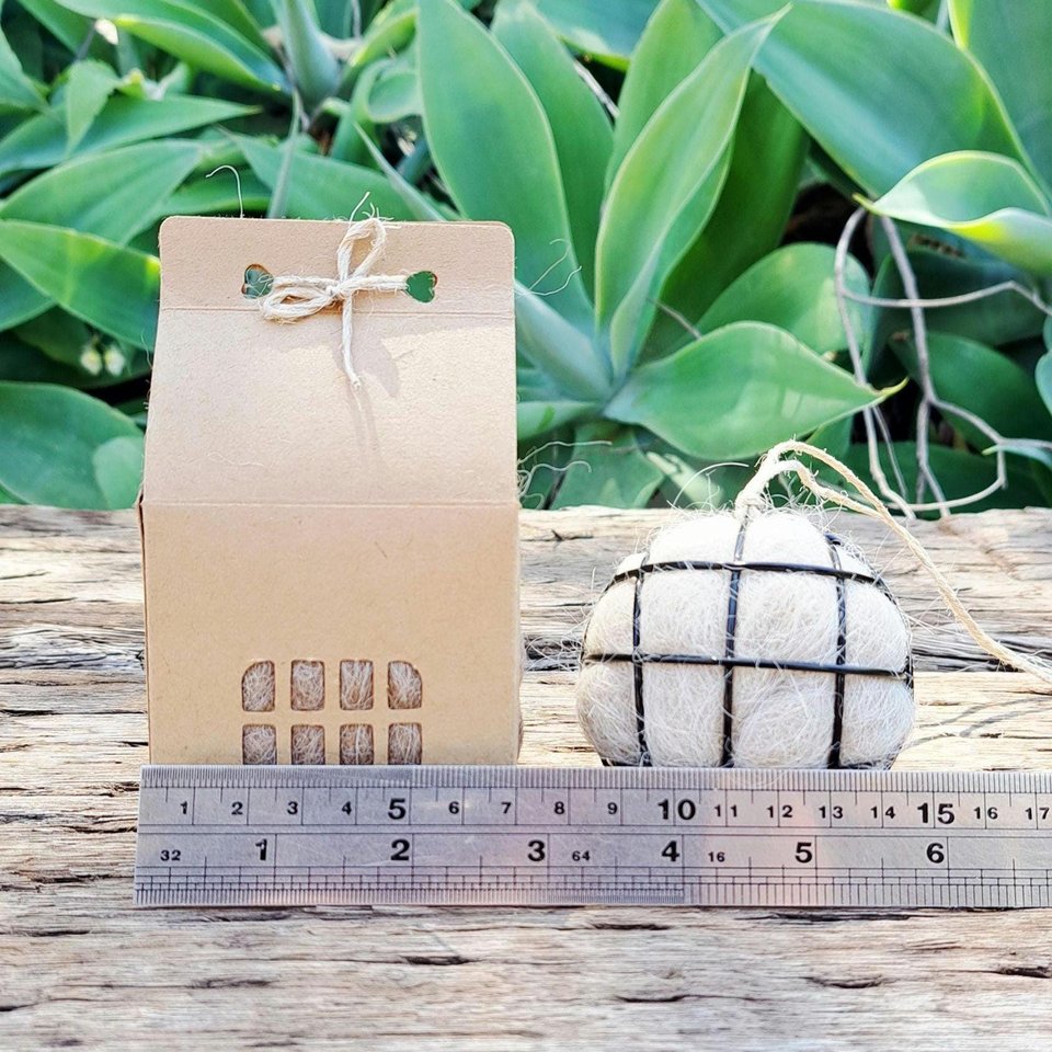 Small Bird Nester in Gift Box with refill. Llama Nest Building Wool for nature lovers and wild backyard garden birds.