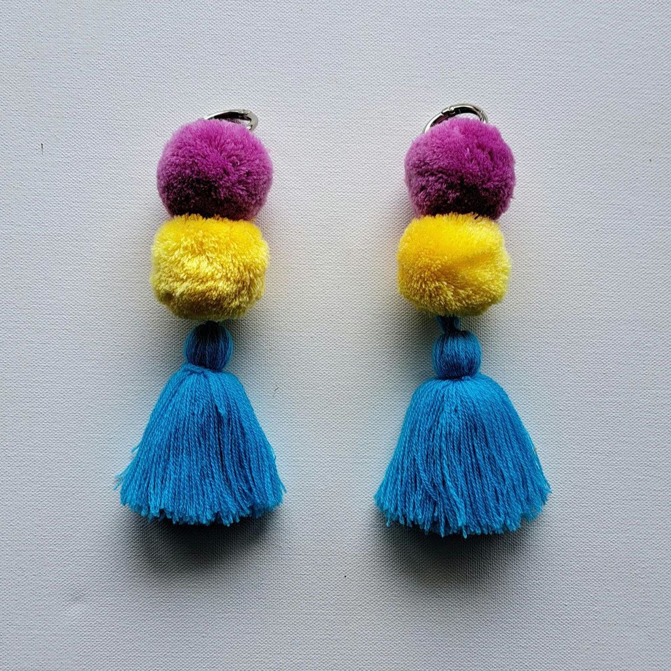 Colorful Llama Alpaca Halter Tassels: Clip On Accessories