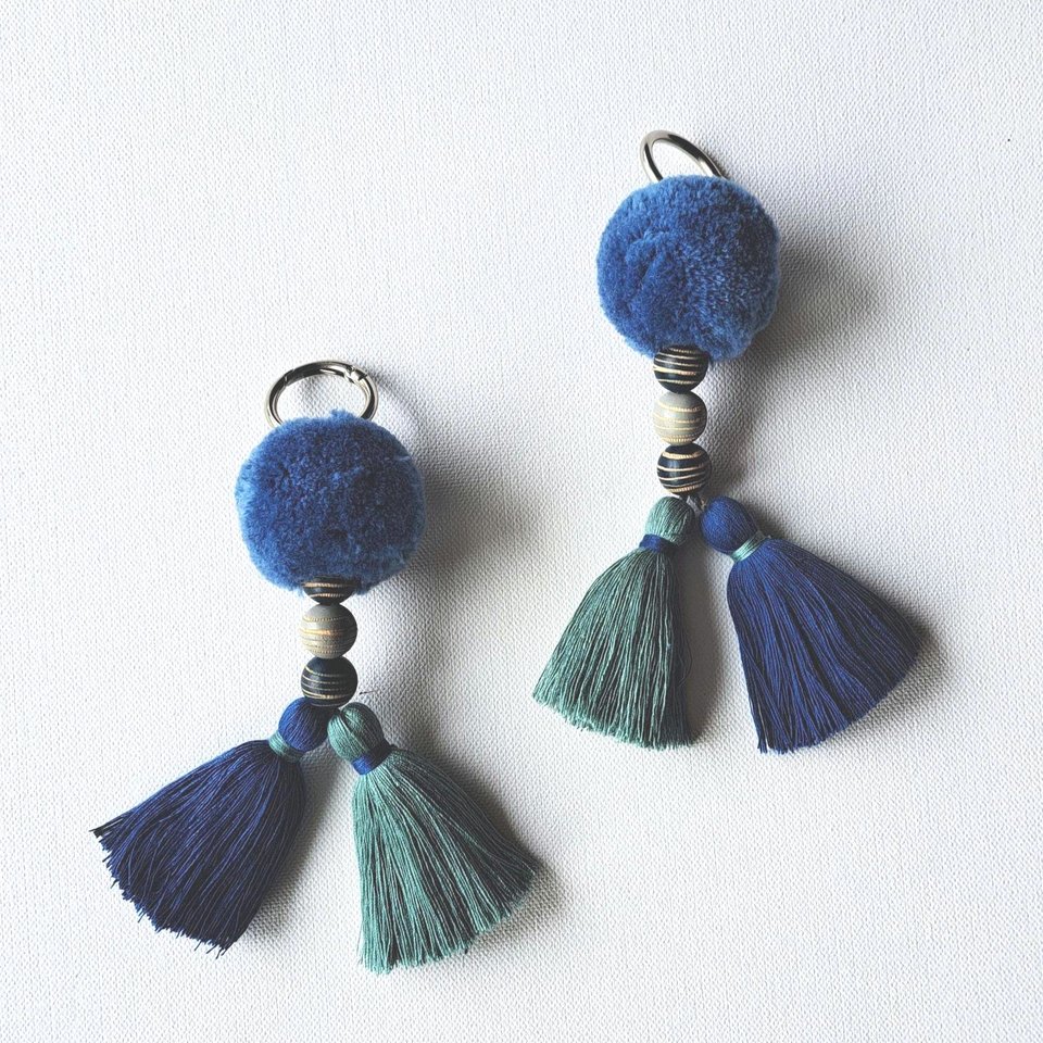 Blue Llama / Alpaca Halter Tassels