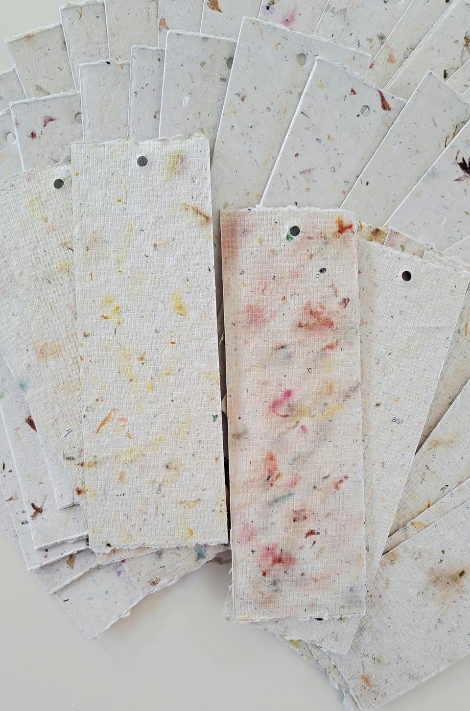 Bookmarks - Handmade recycled paper in gift box - Mixed neutral tones with flower petals and botanicals