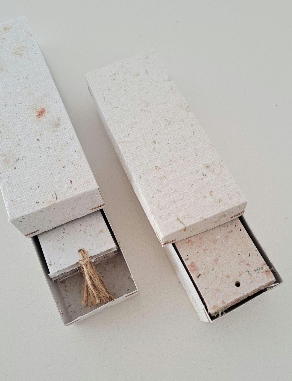Bookmarks - Handmade recycled paper in gift box - Mixed neutral tones with flower petals and botanicals