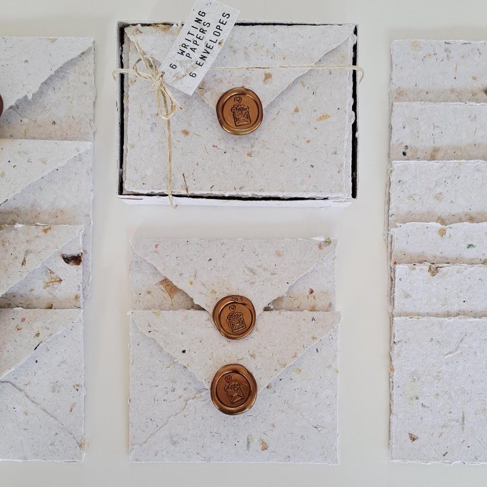 MINI Handmade Recycled Paper stationery set with botanicals - Gift Boxed