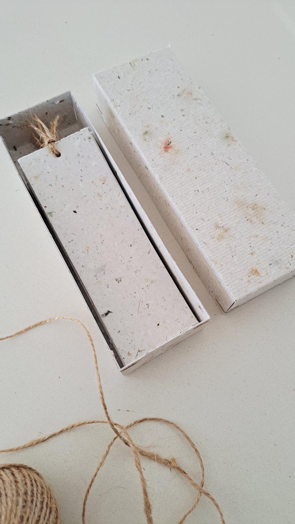 Bookmarks - Handmade recycled paper in gift box - Mixed neutral tones with flower petals and botanicals