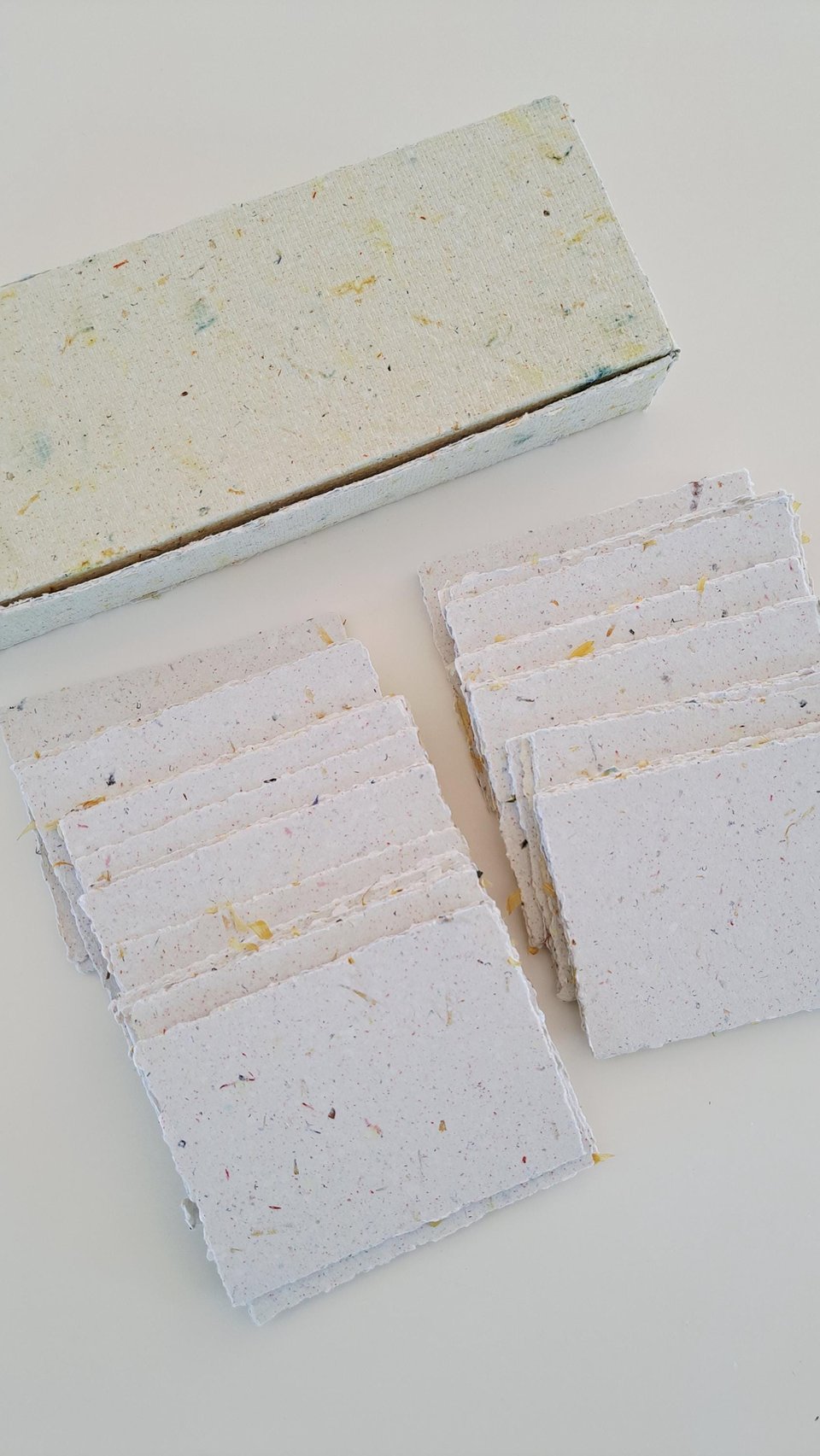 50 Pieces of thick handmade recycled card 4x3 Inch in Gift Box. Cream in colour, deckle and rough torn edges with saffron flecks