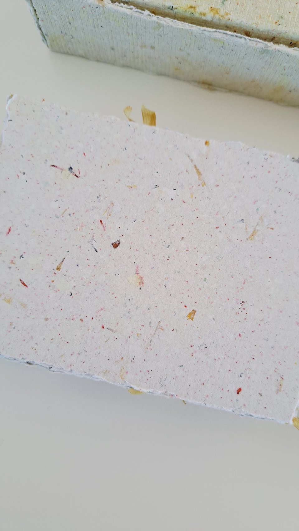 50 Pieces of thick handmade recycled card 4x3 Inch in Gift Box. Cream in colour, deckle and rough torn edges with saffron flecks