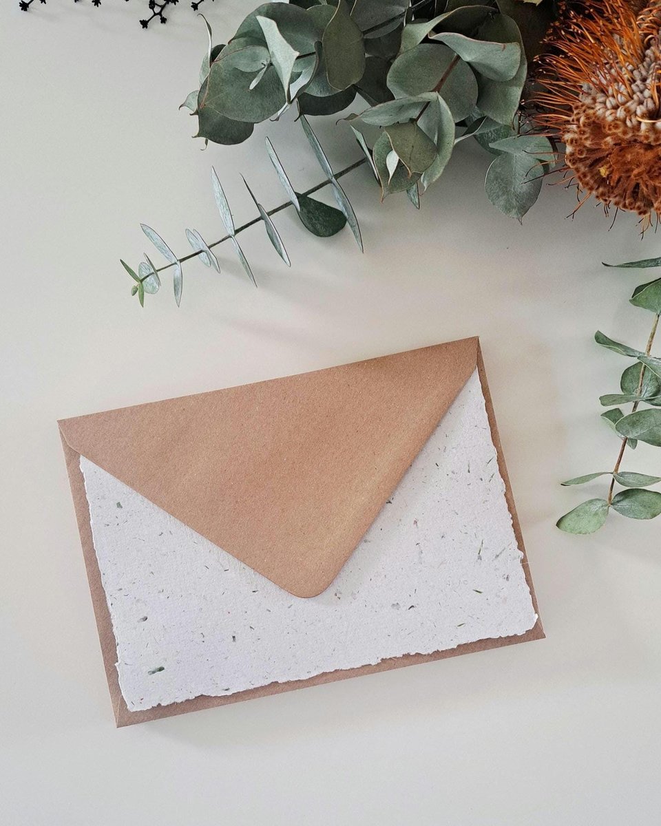 5 x Hand made recycled Paper Sheets with lawn clippings / grass, 5 x plain brown recycled 5x7" envelopes