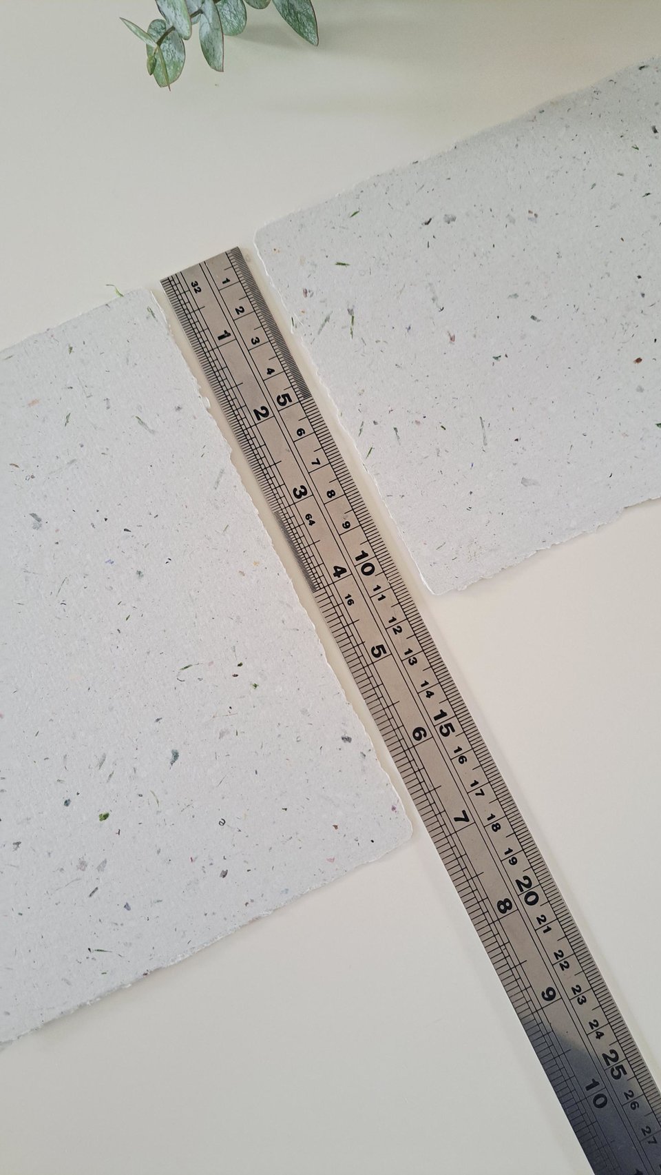 5 x Hand made recycled Paper Sheets with lawn clippings / grass, 5 x plain brown recycled 5x7" envelopes
