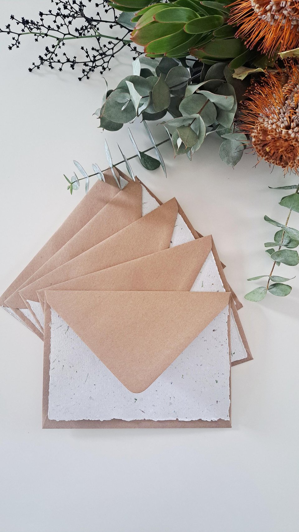 5 x Hand made recycled Paper Sheets with lawn clippings / grass, 5 x plain brown recycled 5x7" envelopes