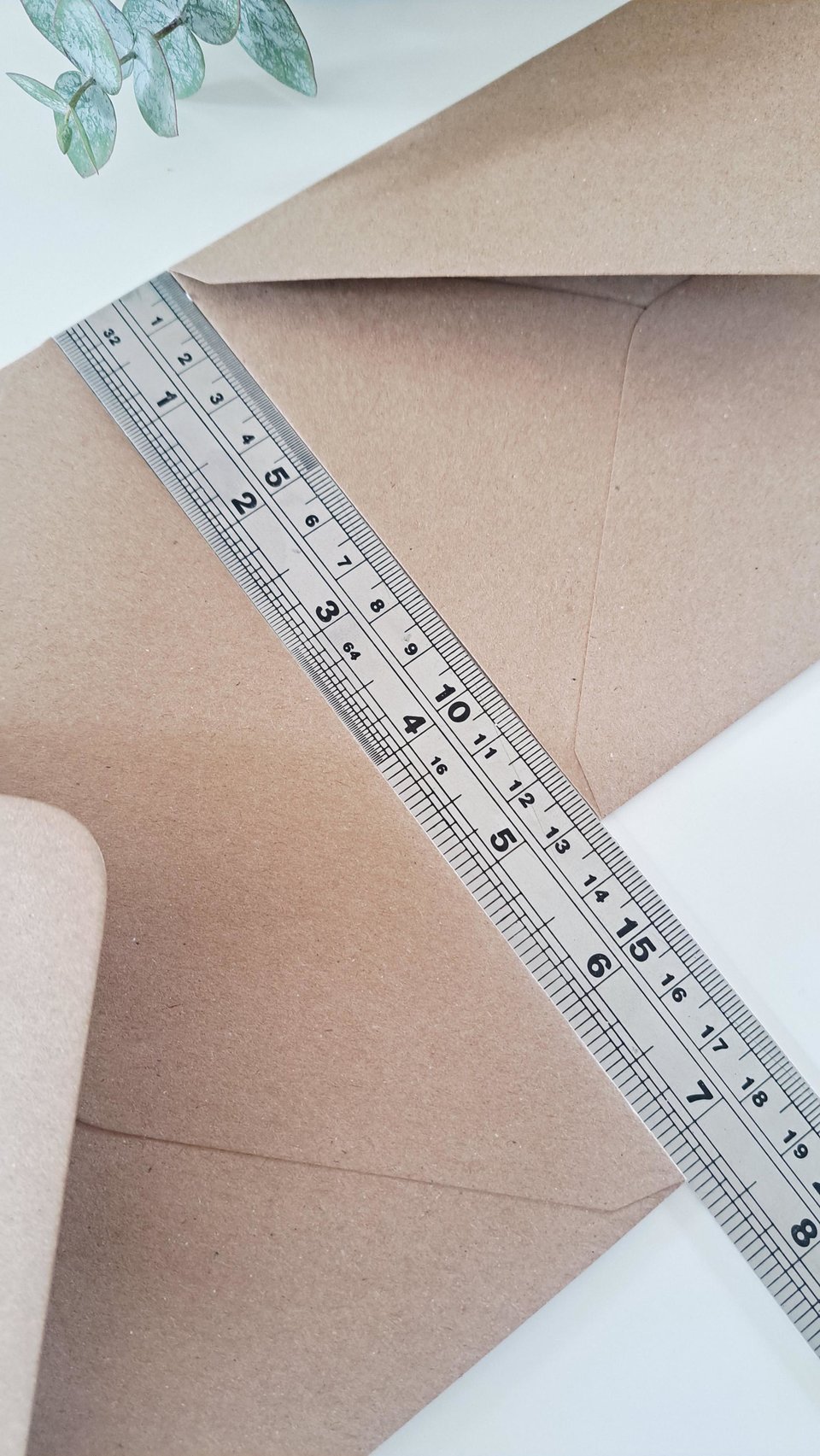 5 x Hand made recycled Paper Sheets with lawn clippings / grass, 5 x plain brown recycled 5x7" envelopes