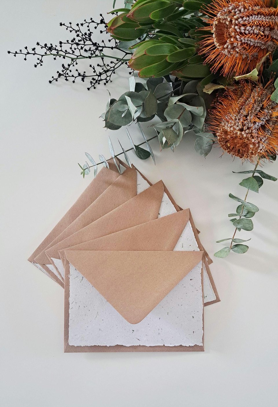 5 x Hand made recycled Paper Sheets with lawn clippings / grass, 5 x plain brown recycled 5x7" envelopes