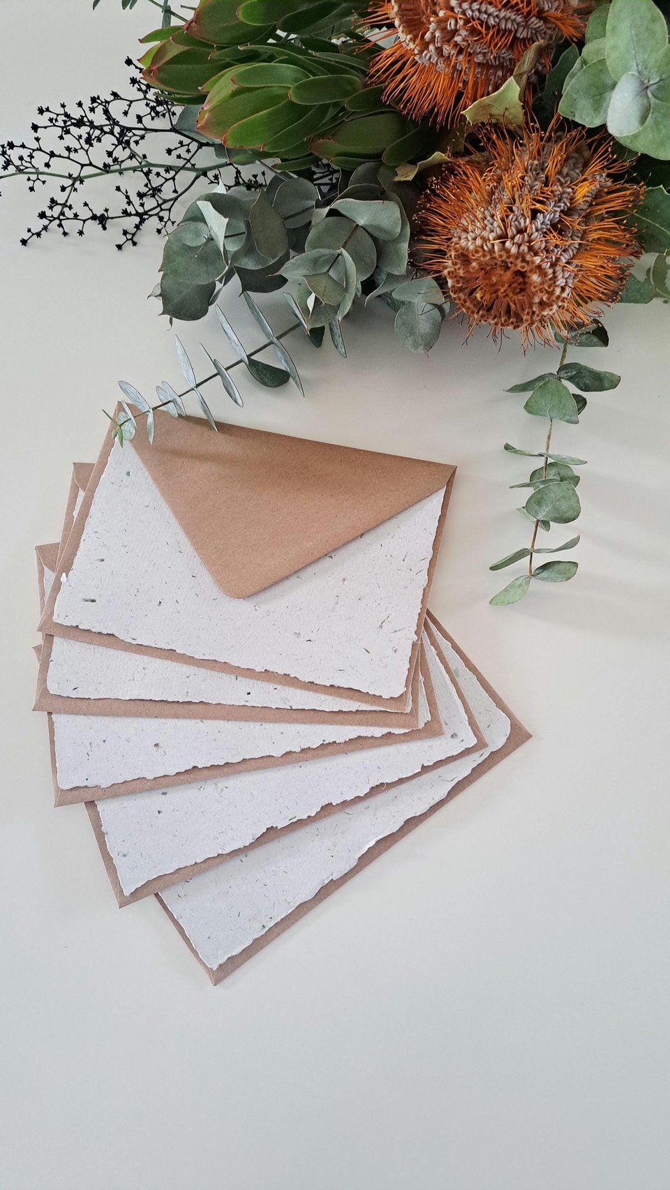 5 x Hand made recycled Paper Sheets with lawn clippings / grass, 5 x plain brown recycled 5x7" envelopes